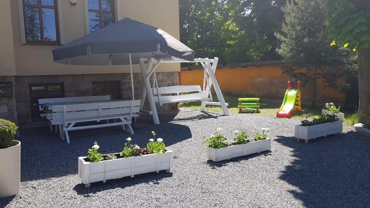 Willa Pod Gwiazdami & Spa Kudowa Zdroj Exterior photo